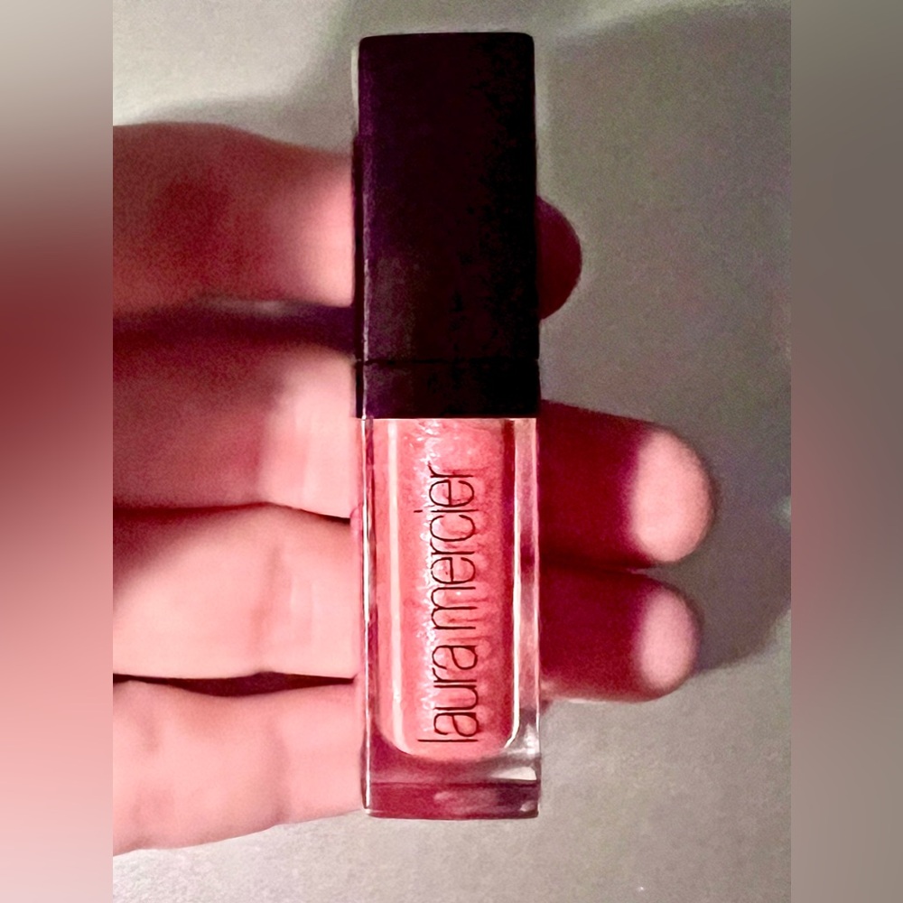 Laura Mercier "Baby Doll" Lip Glacé (Lip Gloss) Mini Size **NEW!!🎁**